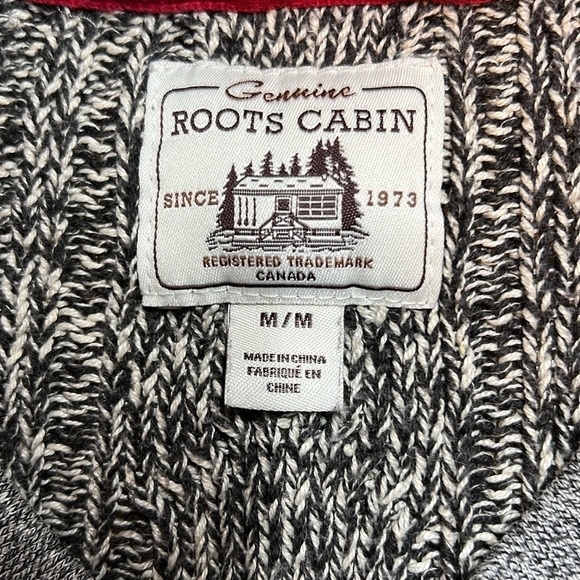 ROOTS Canada Cabin Knit Sweater Hoodie sz Medium - Picture 8 of 10